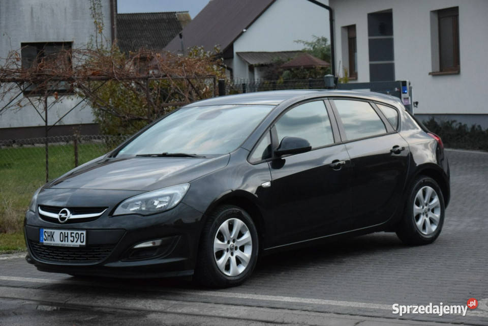 Opel Astra 14B 2014R 134 Navi Sprowadzony Majdan Sieniawski