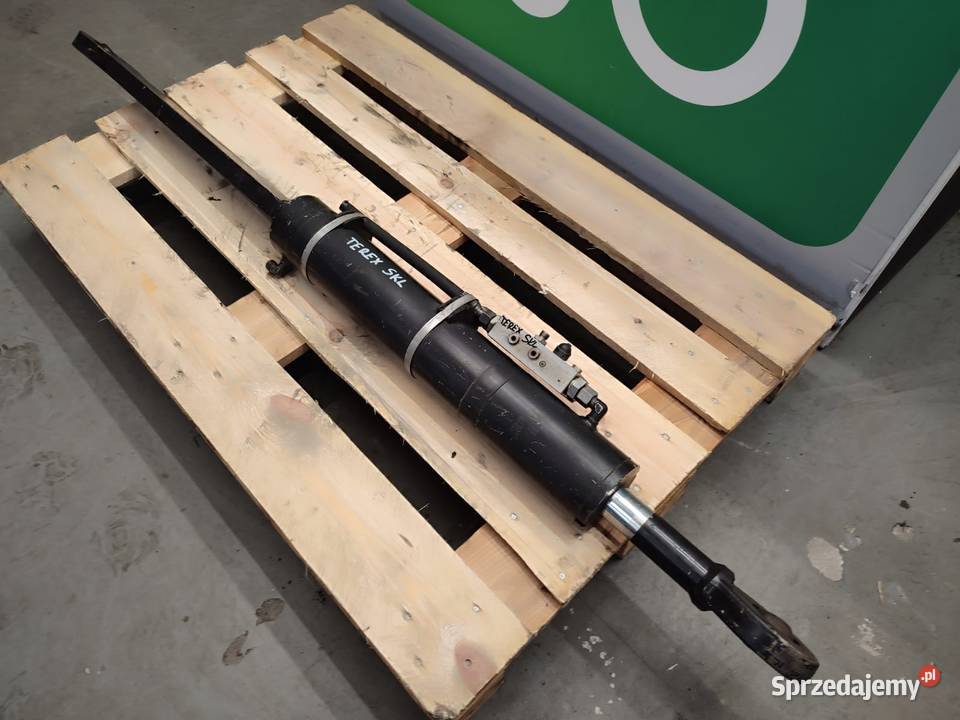 Siłownik hydrauliczny wychyłu łyżki 6500757000 Wilkowo