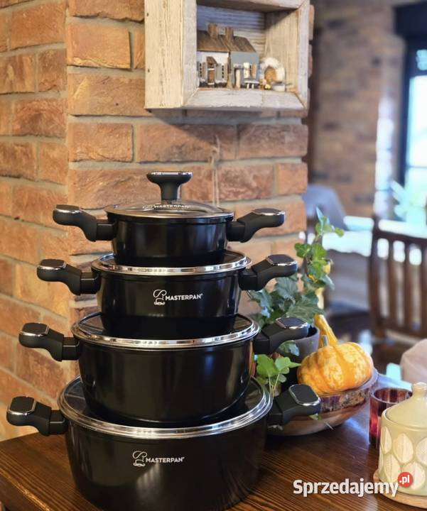 259 Garnki lakierowane czarne 4 sztuki Masterpan Zabrze