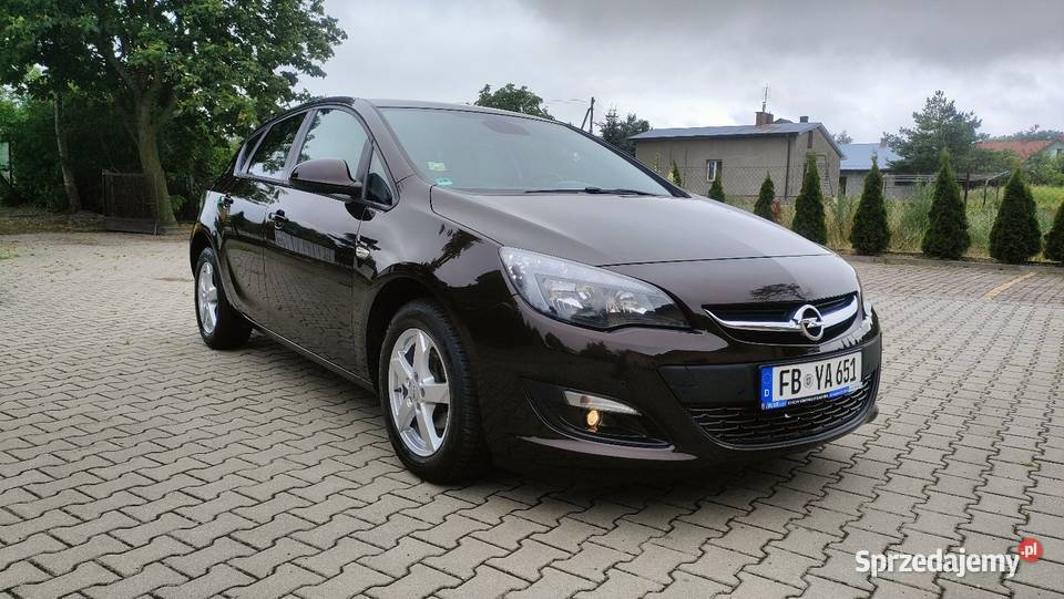 Opel Astra J Benzyna Super Stan Opłacona MP3 Chełm