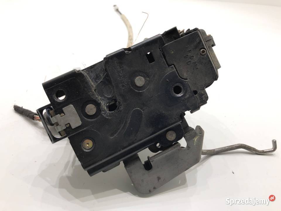 ZAMEK DRZWI PRAWY PRZÓD AUDI A6 C5 Hatchback osobowe sprzedam