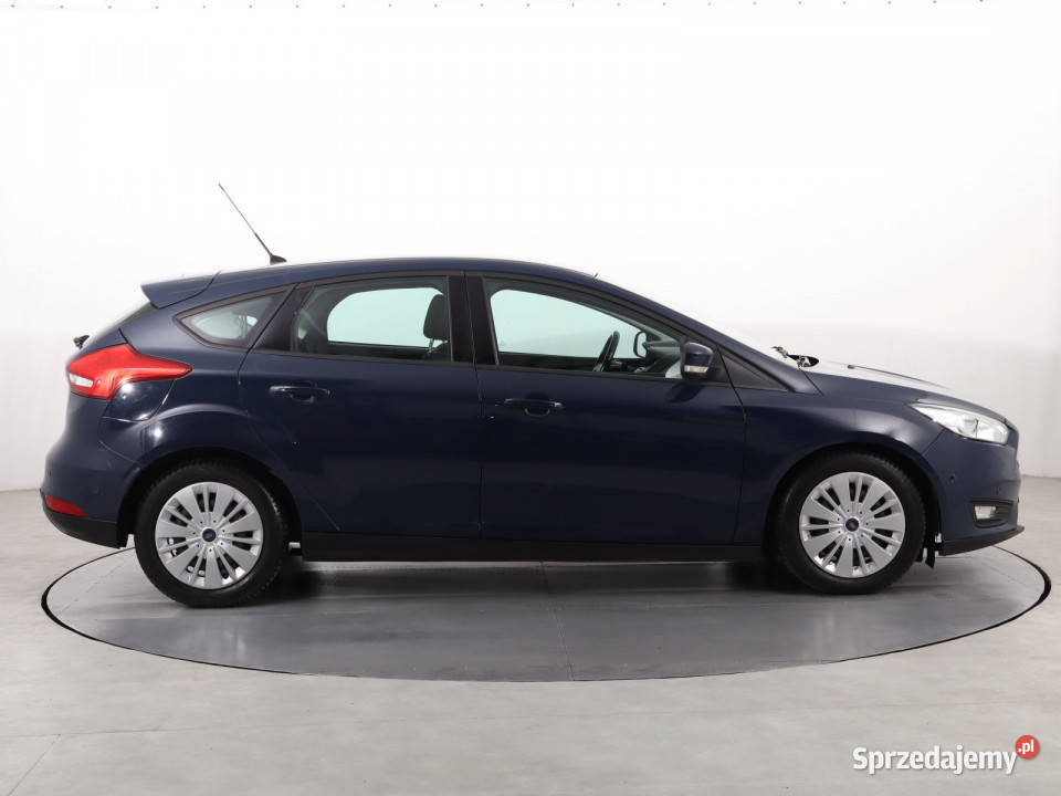 Ford Focus 10 EcoBoost światła przeciwmgielne Katowice