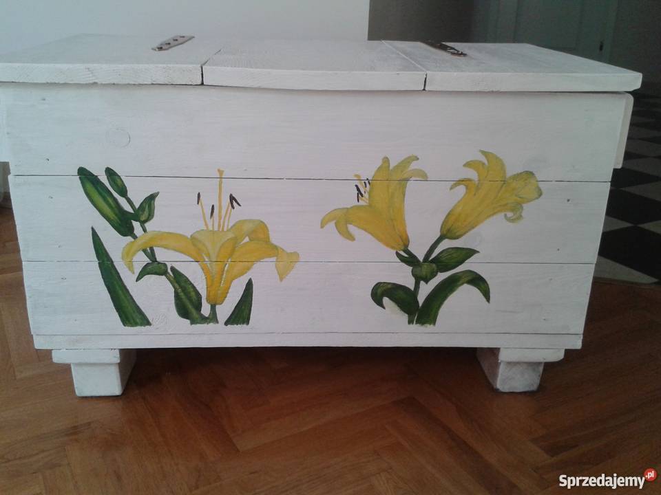 Ozdobna Skrzynia Posażna w motyw Liliowy 86cm Szafy, regały, półki Warszawa