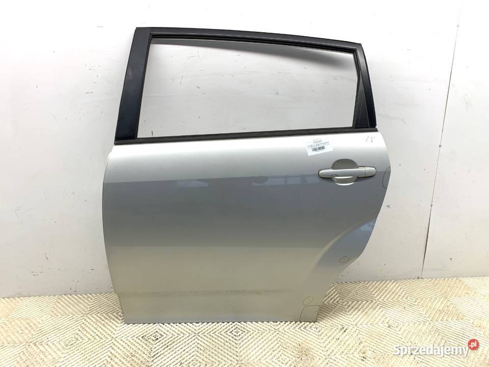 DRZWI LEWY TYŁ TOYOTA COROLLA E13 Hatchback 0409