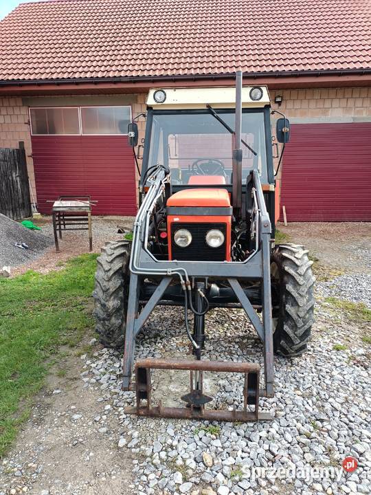 Ładowacz czołowy tur TRIMA Bartoszowiny