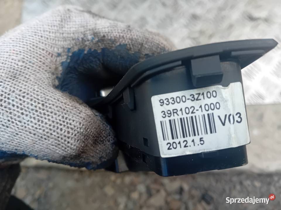 Włącznik przełącznik świateł 933003Z100 Hyundai małopolskie Radłów