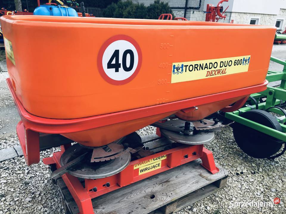 Rozsiewacz Nawozów Tornado 600L850 LIFT Pasturka