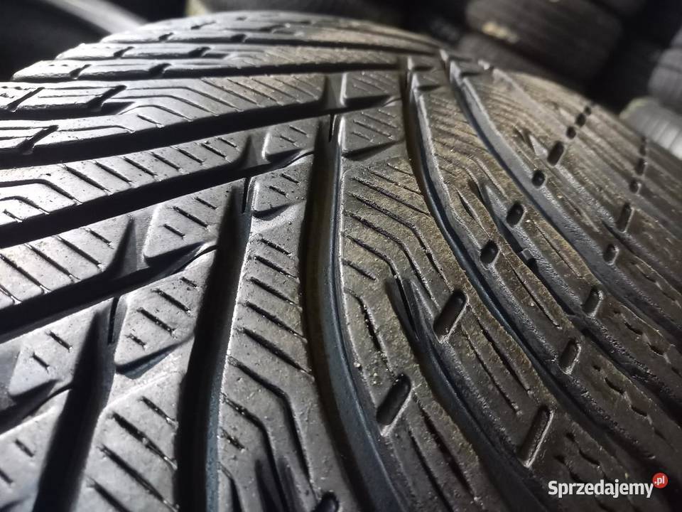 4x Opona UŻYWANA ZIMOWA 24545R18 BFGOODRICH 246 Zaścianki