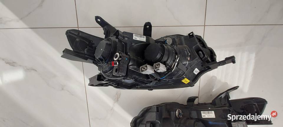 Mitsubishi Outlander 20122013 2015 lampa prawa Pozostałe
