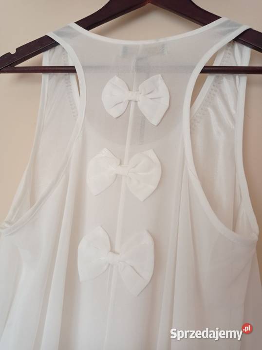 Biała bluzka z metką