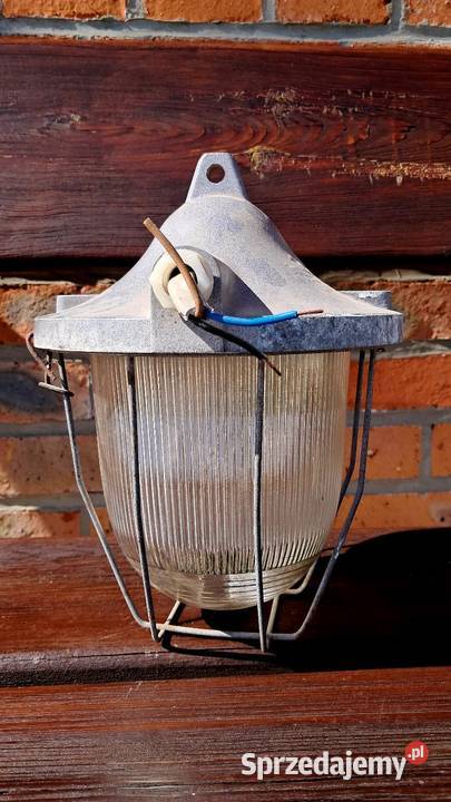 Stara lampa przemysłowa Polamp Gdańsk C 150A Świecie sprzedam