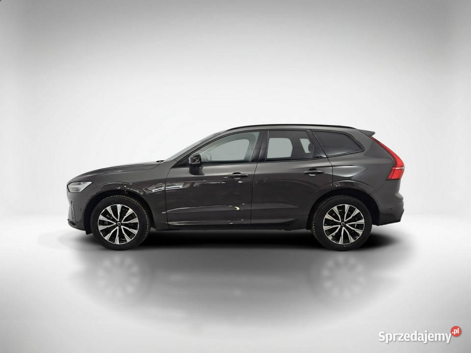 Volvo XC 60 B5 B AWD Plus Dark aut Z Polskiego lakier metallic Warszawa sprzedam