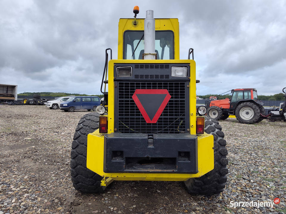 Ładowarka kołowa KOMATSU WA2501 130 1987r pełny VAT Twardosławice sprzedam