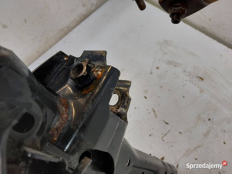 Mazda CX60 2023 wózek sanki kołyska belka