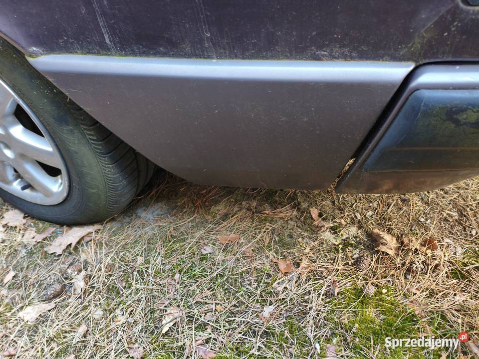 Mercedes 190 W201 listwa szeroka kolor nadwozia Listwy Części samochodowe Skarżysko-Kamienna sprzedam