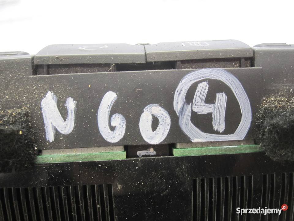 VW JETTA 07r panel klimatyzacji A3110060 osobowe