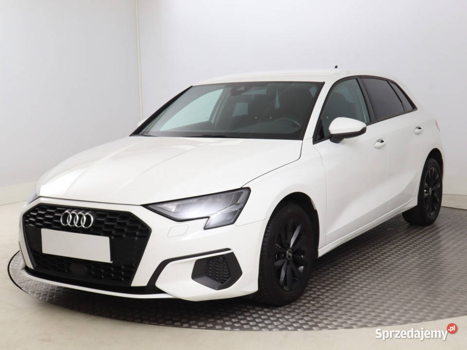 Audi A3 30 TFSI Bielany Wrocławskie