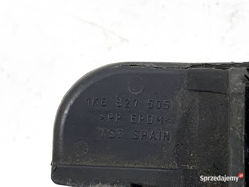 ZAMEK KLAPY TYŁ VW GOLF V Hatchback 1K6827505 osobowe