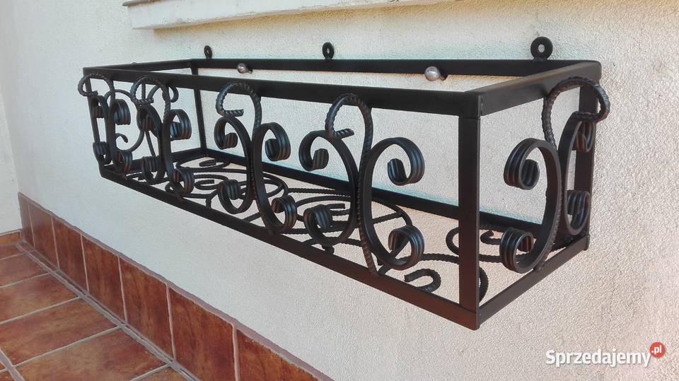 Kwietnik kwiaty cięte reczna robota donice Rzeszów