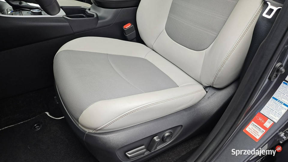 Toyota RAV4 25 Hybrid Executive 4x4 Z Polskiego czujnik deszczu