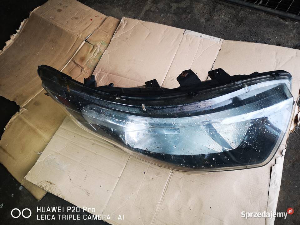 Reflektor Lampa Iveco Daily prawa lift Oświetlenie Kościan