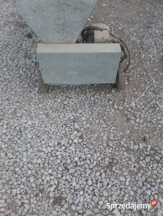 Żmijki do zboża Podajnik sprzedam