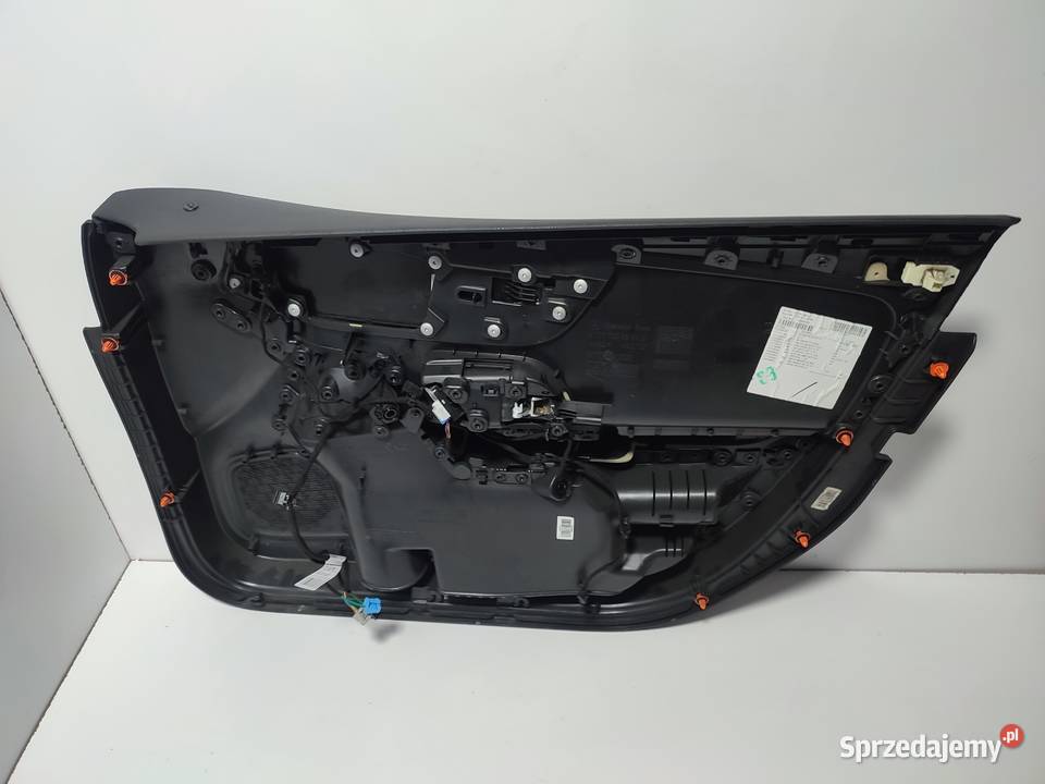 Kanapa tylna panele drzwi Mercedes w177 Zduny