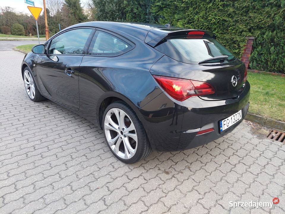 Opel Astra GTC 2013 17 Diesel zamiana