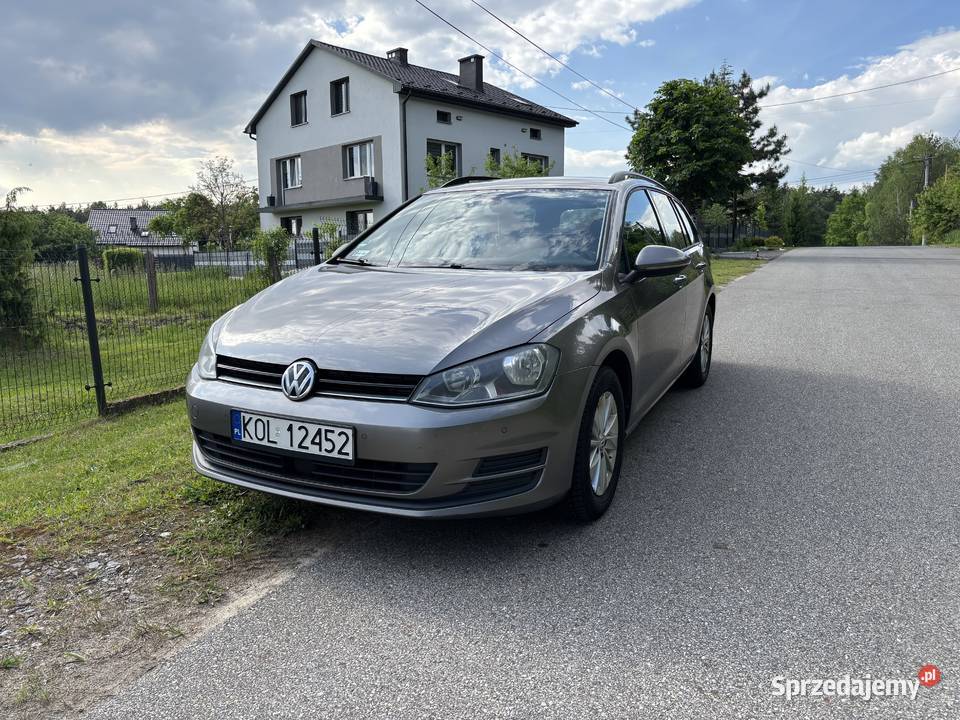 Volkswagen Golf VII Comfortline 16 TDI 105 ACC