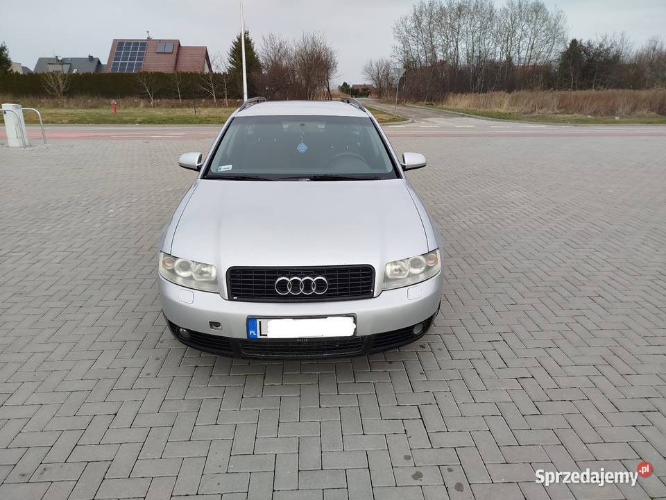 Audi A4 B6 18 Turbo 150 Benzyna 2002 KOMBI srebrny Świdnik