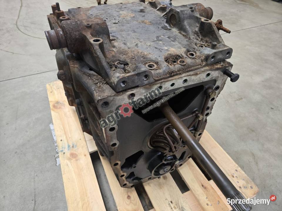 Skrzynia biegów Massey Ferguson 6614 Vario ML180 Byków