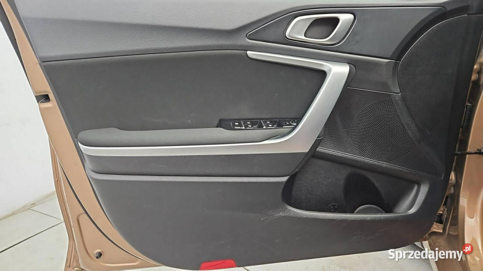 Kia Ceed 15 TGDI M Z Polskiego Salonu Faktura mazowieckie Warszawa