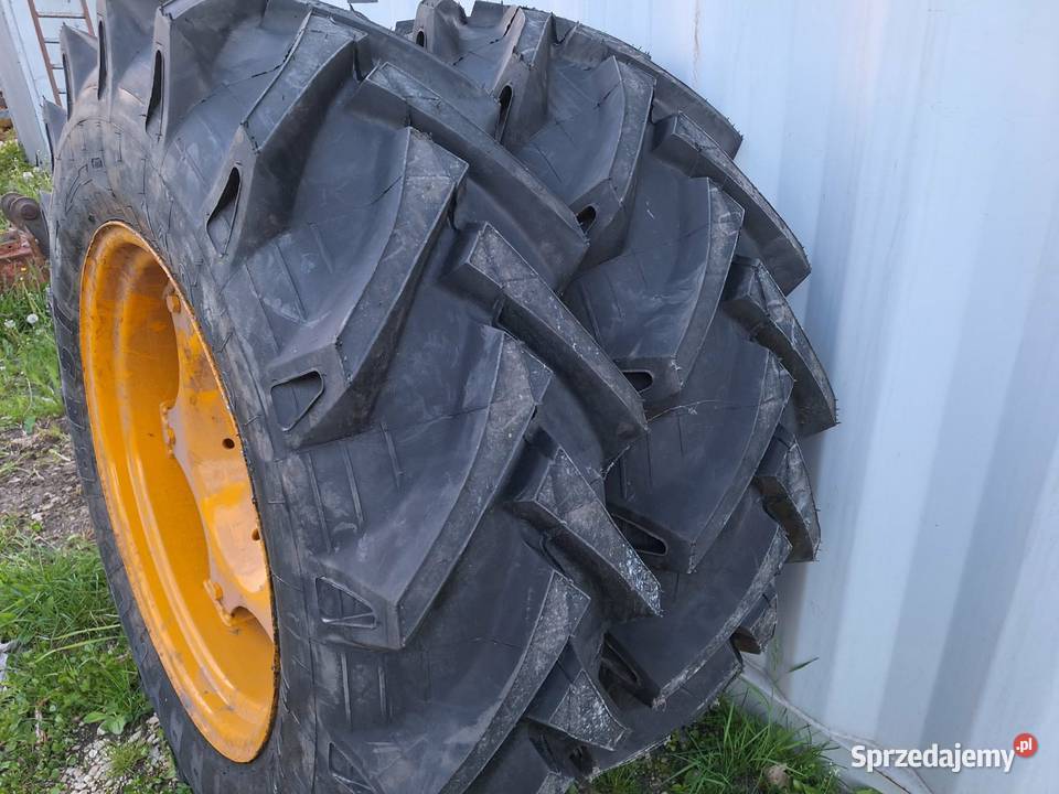 URSUS C330 KOTA opony nowe 14 928 świętokrzyskie Sędziszów