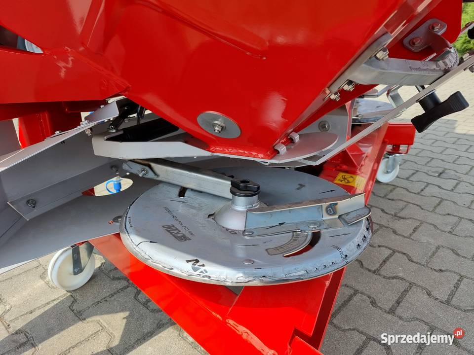 Rozsiewacz nawozu Dwutarczowy INOX plandeka