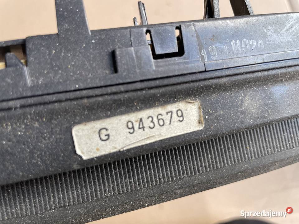 G943679 trzecie światło stop Opel vectra b lift Szczecin