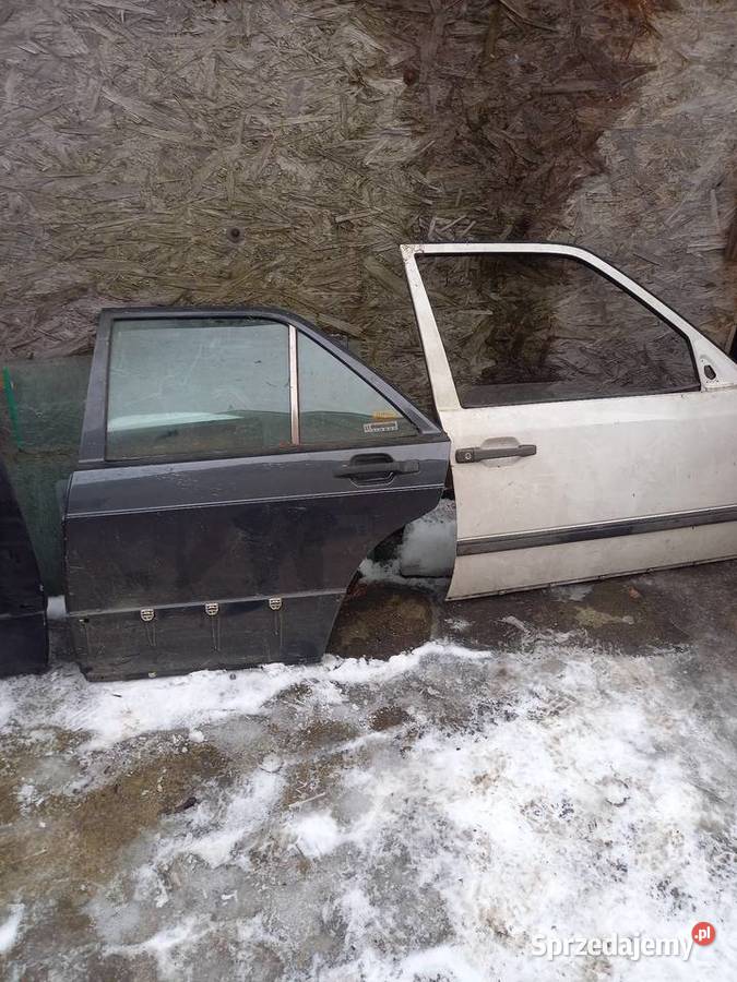 Drzwi mercedes 190 W 201