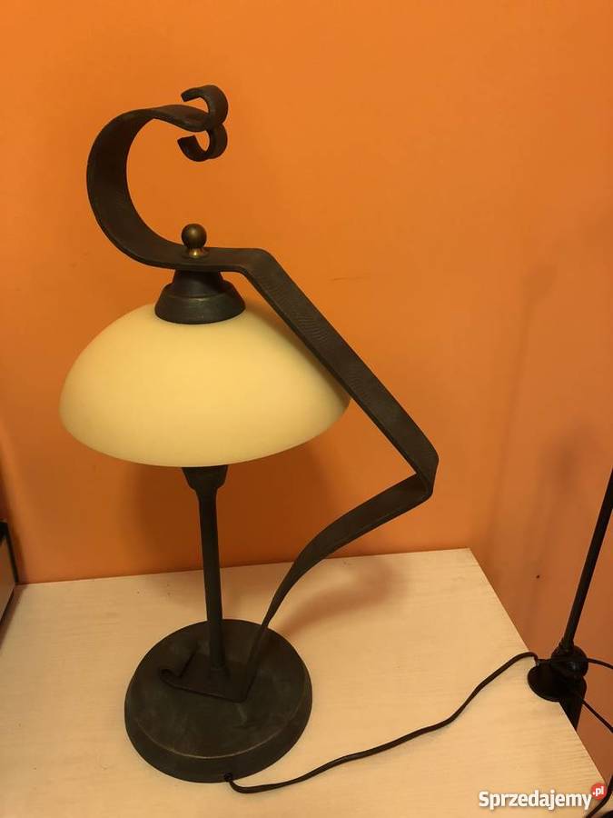 Lampa stojąca gabinetowa z kloszem metalowa Oświetlenie Kwidzyn