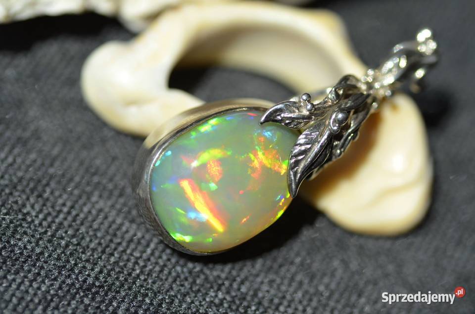 duża zawieszkawisior z nat szlach opalem welo mazowieckie sprzedam