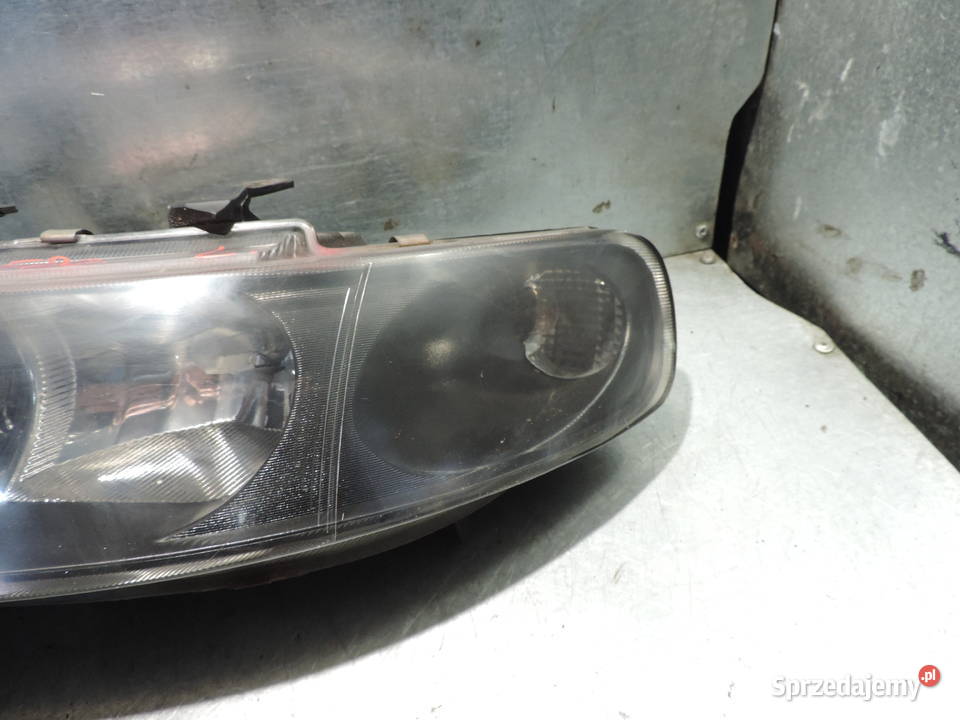 LAMPA LEWA PRZEDNIA SEAT LEON 1 TOLEDO 2 Lampy przednie sprzedam