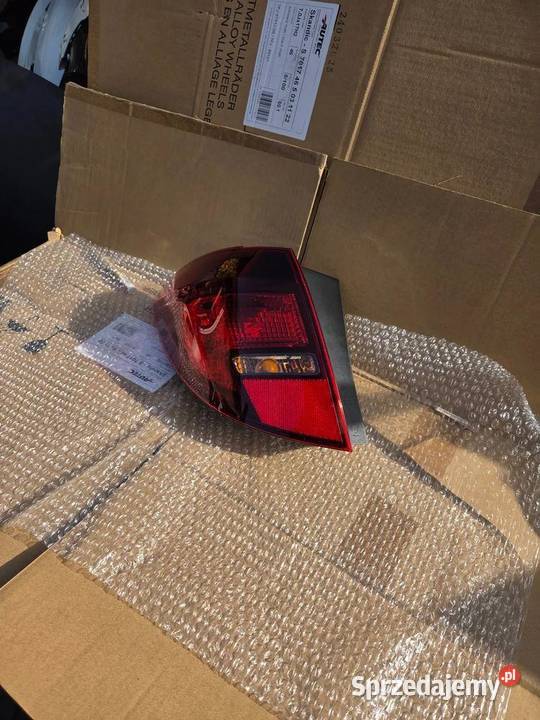 Lampa lewa lewy tył tylna Opel Meriva B 13410927 dolnośląskie