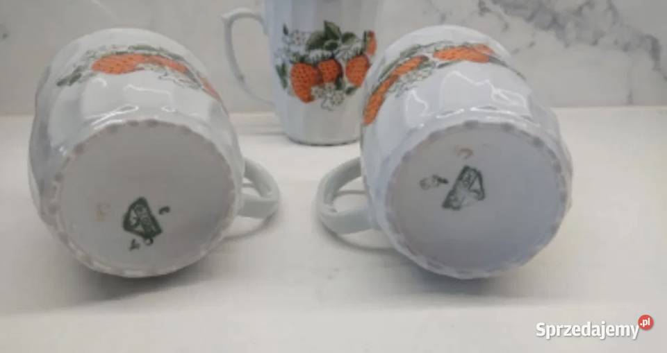 Kubek poziomka Chodzież z lat PRLu Łódź