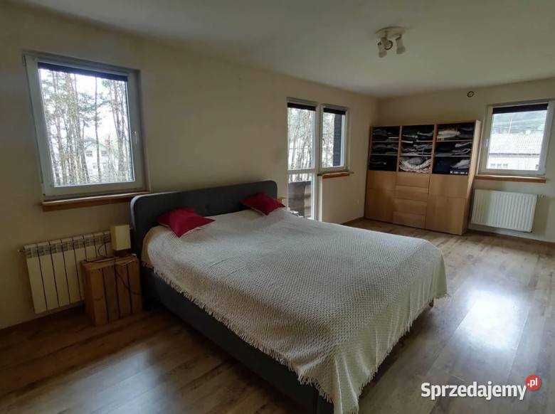 Sprzedam dom w spokojnej okolicy w otoczeniu Zakącie