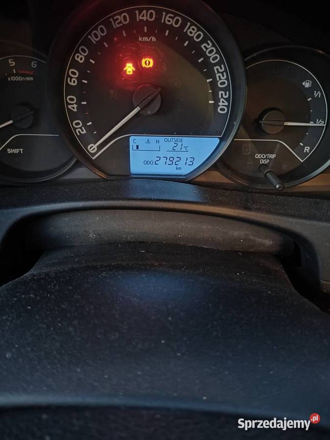Toyota Auris Kombi 14 D4D z polskiego salonu Auris Barcice