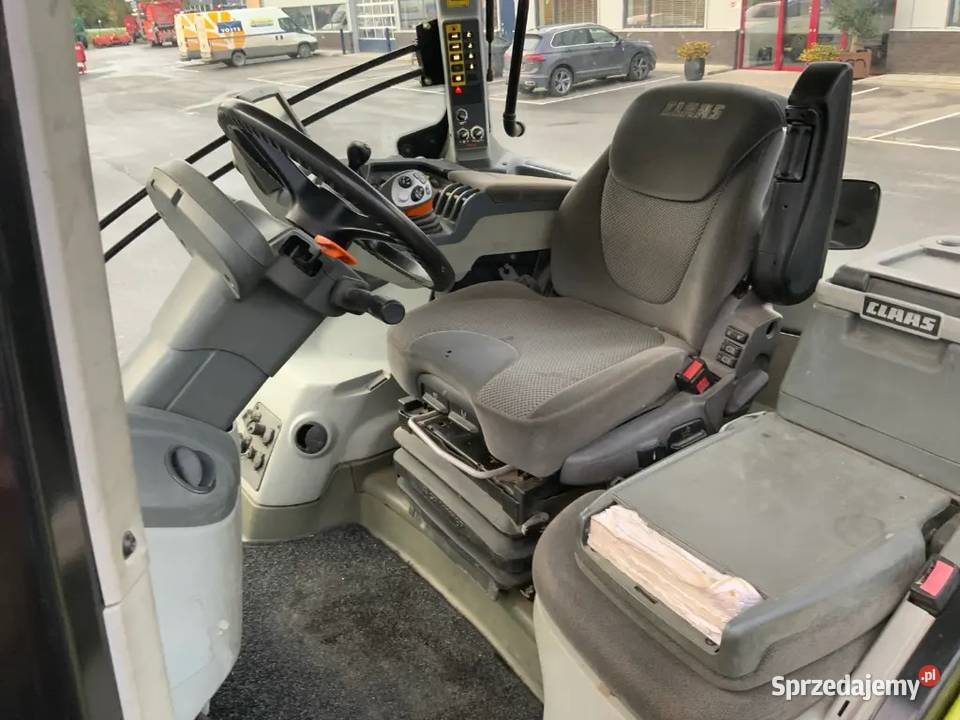 Ciągnik kołowy Claas AXION 830 CEBIS Łomazy