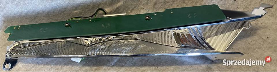 Led lampy prawy przód Nissan Juke I lift Jasienica