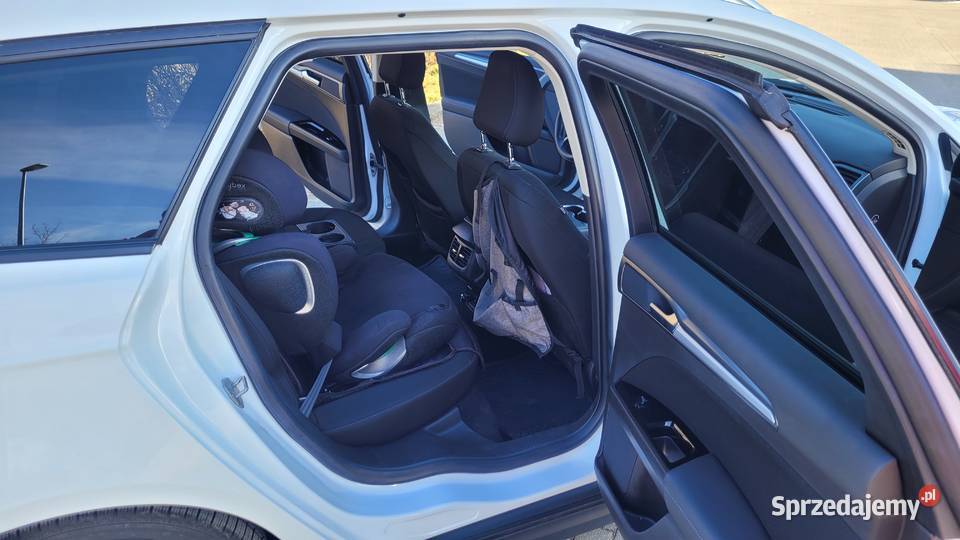 SPRZEDAM Ford Mondeo kombi 20 tdci 2018 r CESJA blokada skrzyni biegów pomorskie Gdynia sprzedam