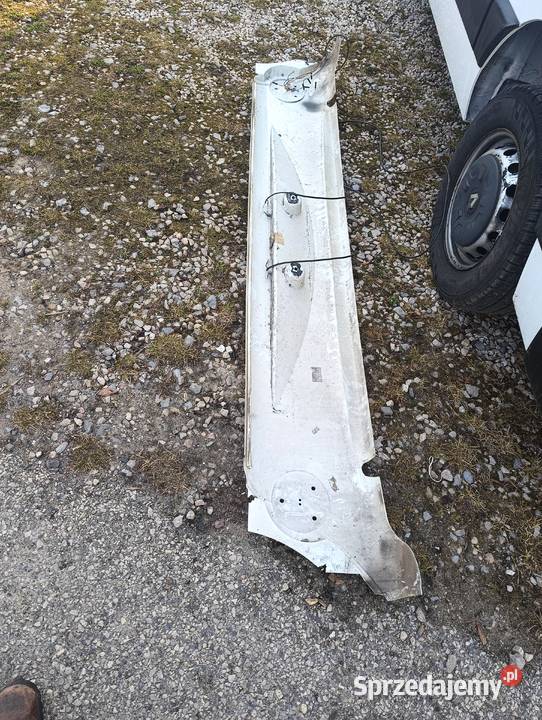 Zderzak tył przyczepy kempingowej Knaus Odrowążek