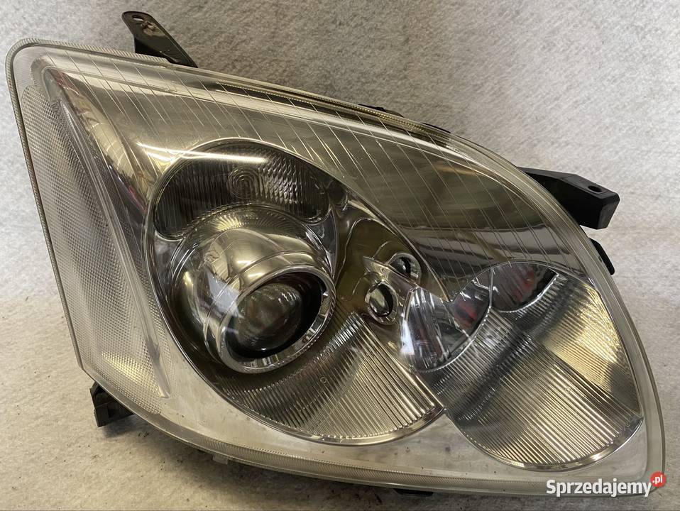LAMPA PRZÓD PRZEDNIA PRAWA TOYOTA AVENSIS T25 II Jasienica