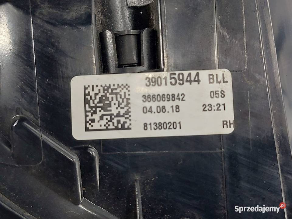 OPEL ASTRA K V lampa prawa tył 39015944 Kielce