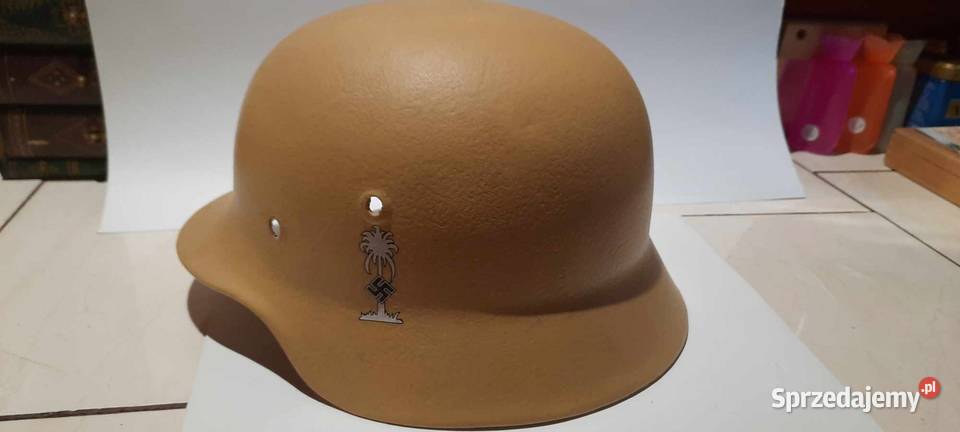 niemiecki hełm z czasów II wojny światowej M40 Warszawa